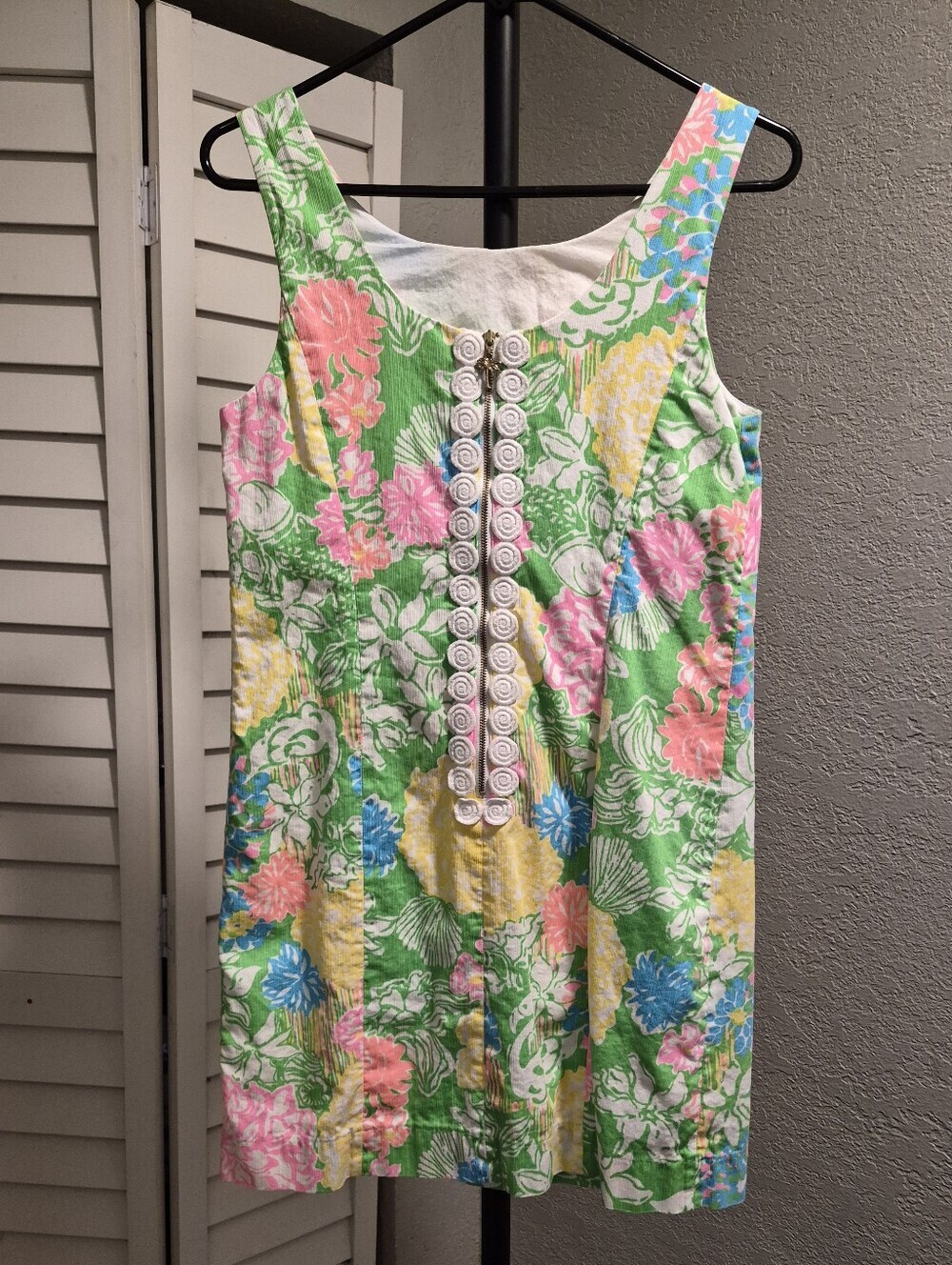 Lilly Pulitzer Bright Floral Shift Dress Green, Pink, Blue & Yellow, Size 6, EUC - Picture 2 of 9